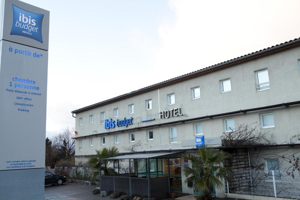 Ibis Budget Carcassonne La Cite Экстерьер фото