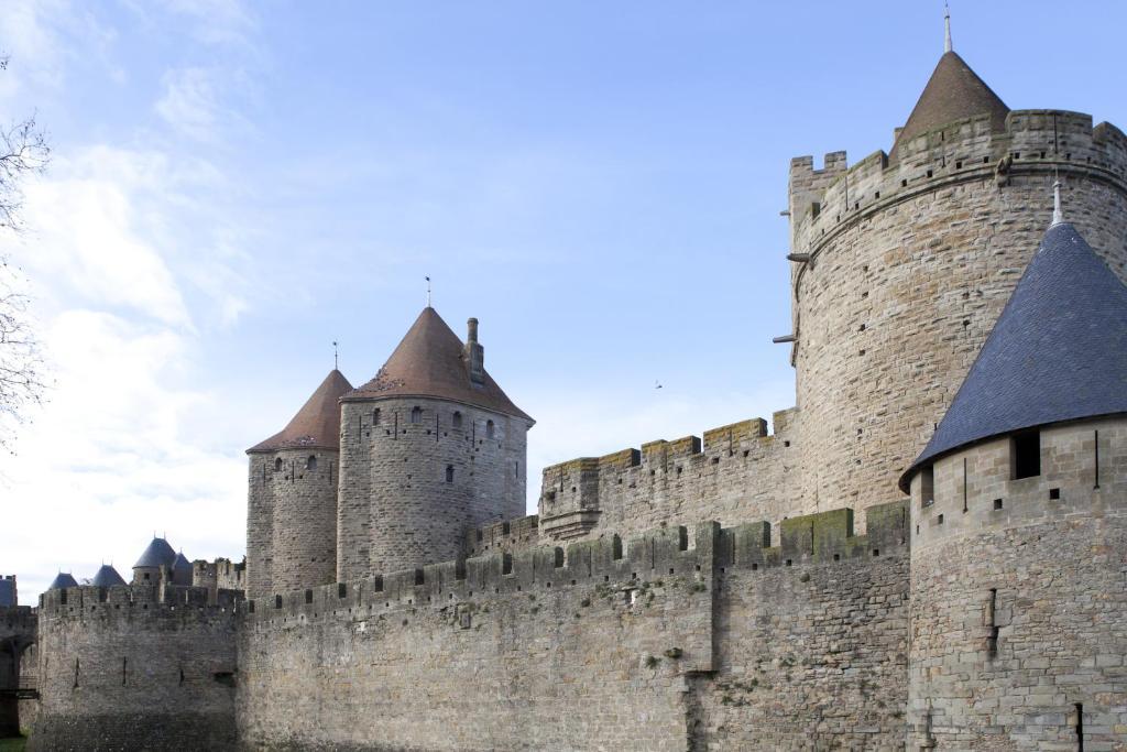 Ibis Budget Carcassonne La Cite Экстерьер фото