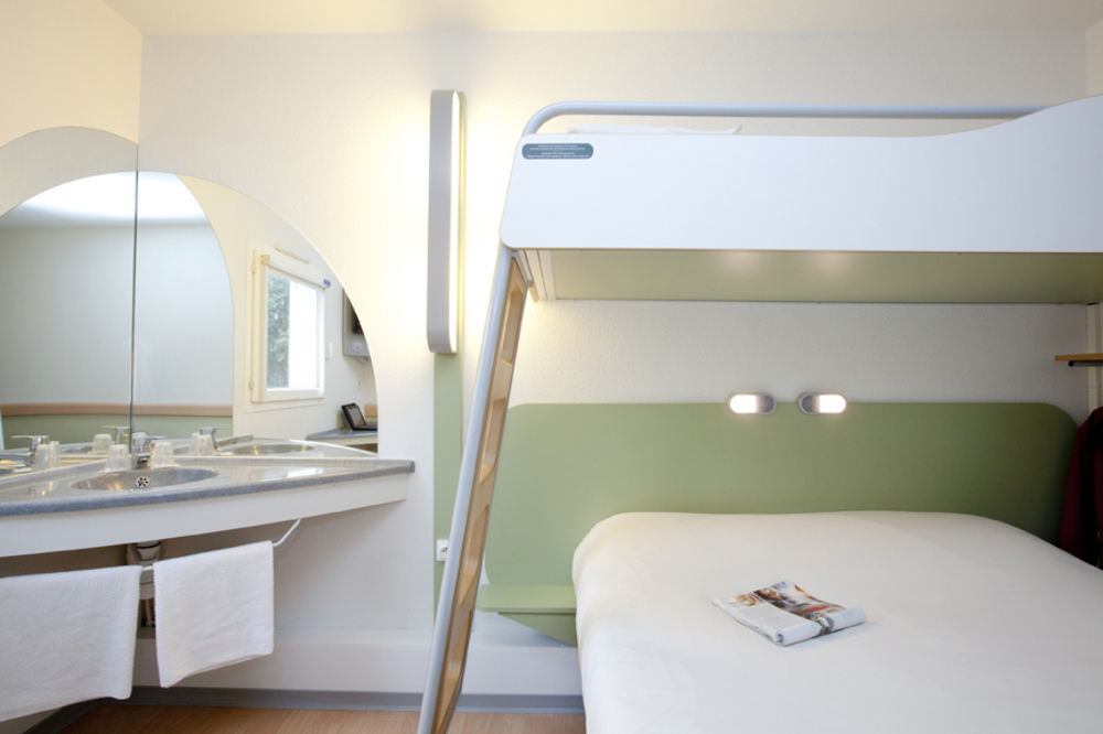 Ibis Budget Carcassonne La Cite Экстерьер фото